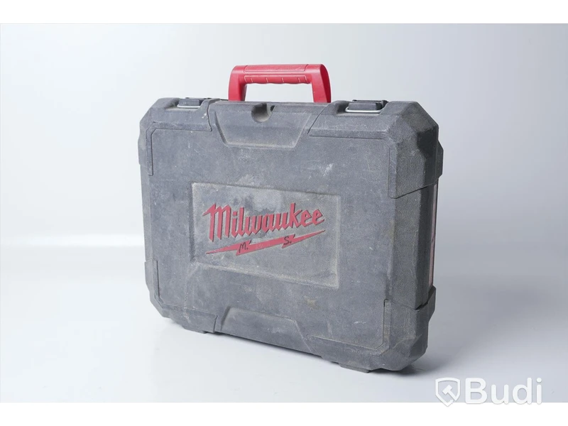Milwaukee 2-pack. Borrskruvdragare M18 CBL DD + Slagskruvdragare M18 CBL ID - Två batterier, laddare samt väska.