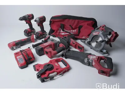 Milwaukee Flerpack - Sju maskiner, två batterier, batteriladdare samt väska. Se spec nedan.