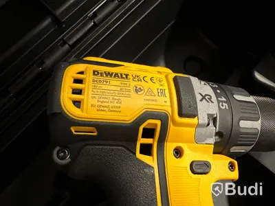 Skruvdragare NY Dewalt DCD791 ink laddare och batteri och låda