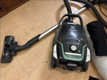 Dammsugare electrolux ultraone Green