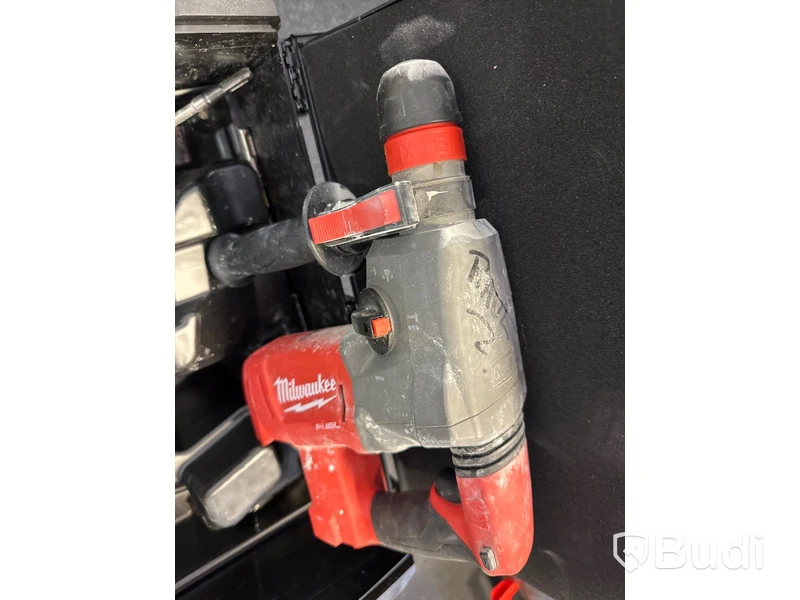 Batteridriven Borrhammare Milwaukee M18CHX