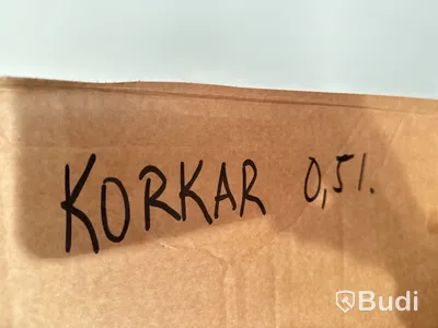 Div lock och korkar