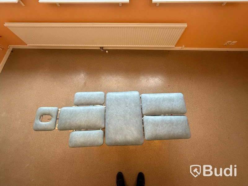 Behandlingsbänk – Sesam från LIC Rehab Vårdrum