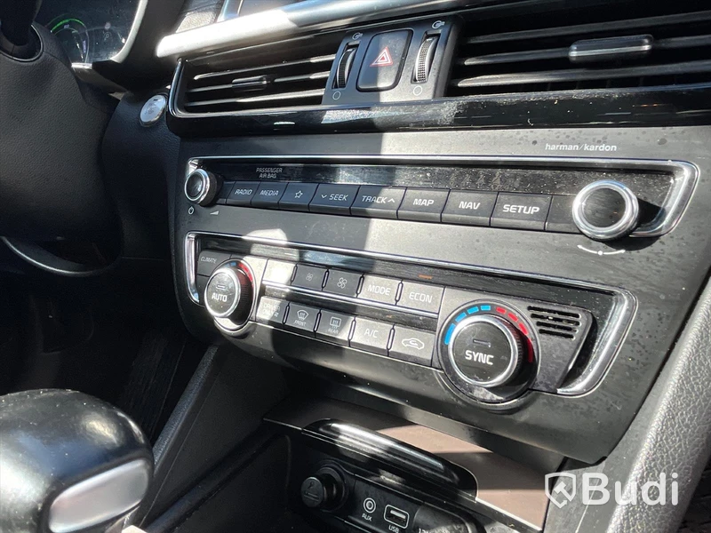 Personbil (ny motor)Kia Optima Sport Wagon Plug-in Hybrid Automatisk, 205hk, 2018 - 25 777 mil