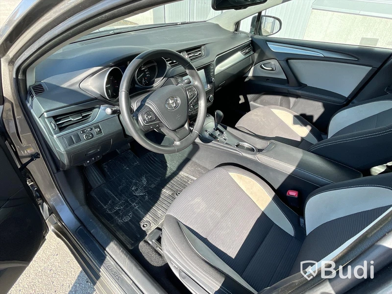 Personbil Toyota Avensis Sedan 2.0 Multidrive S, 152hp, 2016 | 4767mil