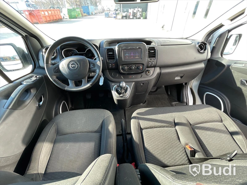 Personbil Opel Vivaro Combi 1.6 CDTI BIturbo Manual, 125hk, 2017 | 9-sits