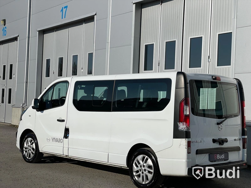 Personbil Opel Vivaro Combi 1.6 CDTI BIturbo Manual, 125hk, 2017 | 9-sits