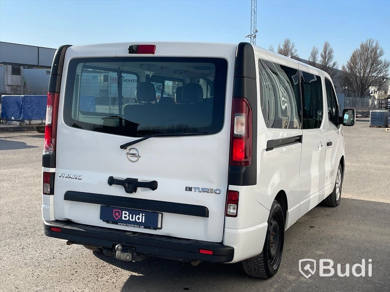 Personbil Opel Vivaro Combi 1.6 CDTI BIturbo Manual, 125hk, 2017 | 9-sits