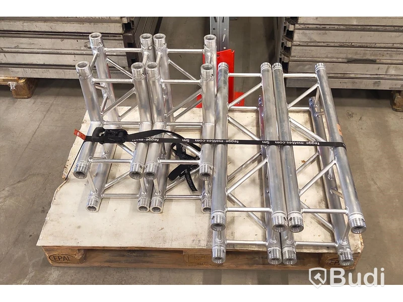 2 st, 2 st 90° hörn & 2 st 90 cm truss, "25-typ", silver