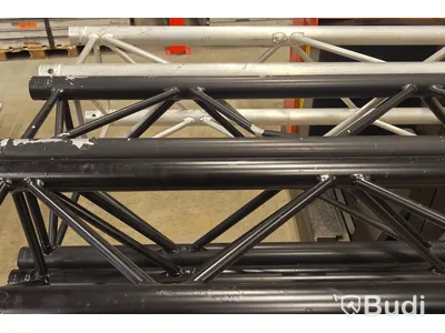 3 st, 3 m truss, Prolyte H30, 1 st silver & 2 st svart, defekt.