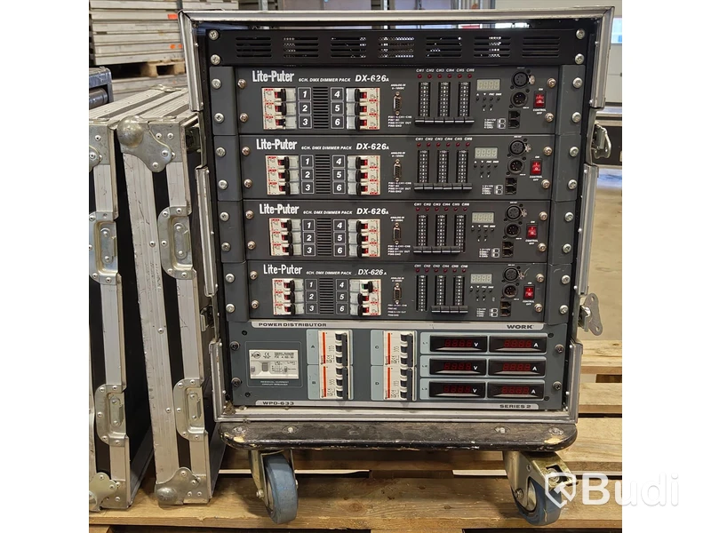 1 st, dimmerrack, Lite-Puter DX626, PDU.