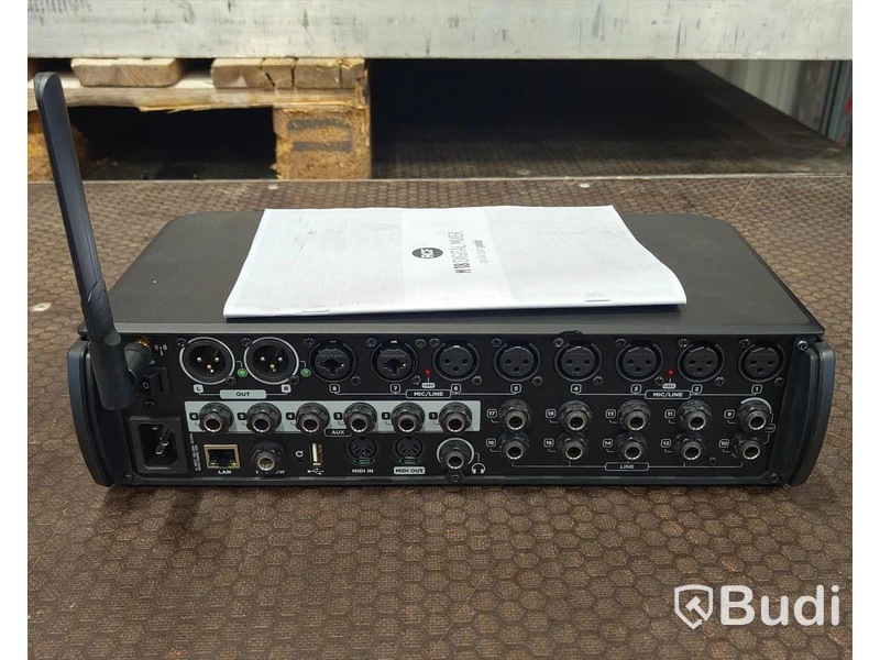 1 st, digital mixer, RCF M18.
