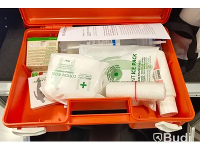 1 st, första hjälpen-case.