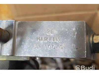 12 st, hakfästen, 100 kg, Martin 12E.