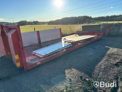 Lastväxlarflak Lämflak mått  600 cm x 250 cm med lämmar Aluminium och lucka bak Modell SISU