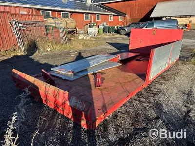 Lastväxlarflak Lämflak mått  600 cm x 250 cm med lämmar Aluminium och lucka bak Modell SISU