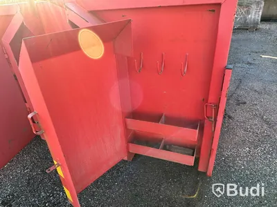 Lastväxlarflak Lämflak mått  600 cm x 250 cm med lämmar Aluminium och lucka bak Modell SISU