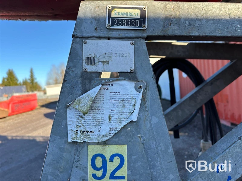 Belysningsmast SATEMA  ca 10 meter på Vagn