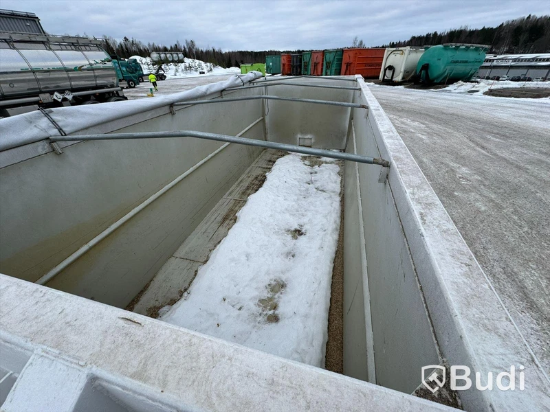 SPANNMÅLSFLAK ca 25m2 med kapell hydraulisk öppning nr306