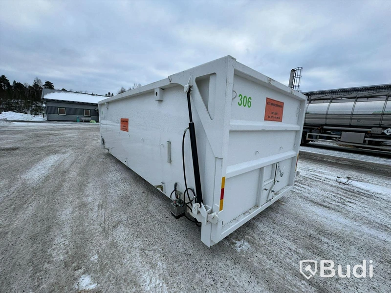 SPANNMÅLSFLAK ca 25m2 med kapell hydraulisk öppning nr306