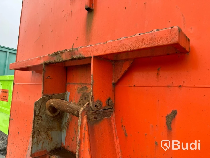 Lastväxlarcontainer Lastväxlarflak 38m2 med täckning CMT