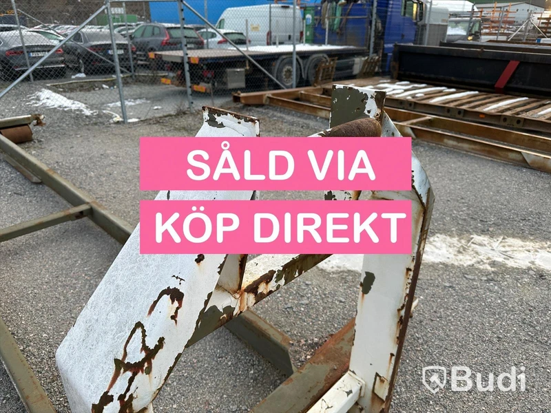 Lastväxlarram med containerfäste