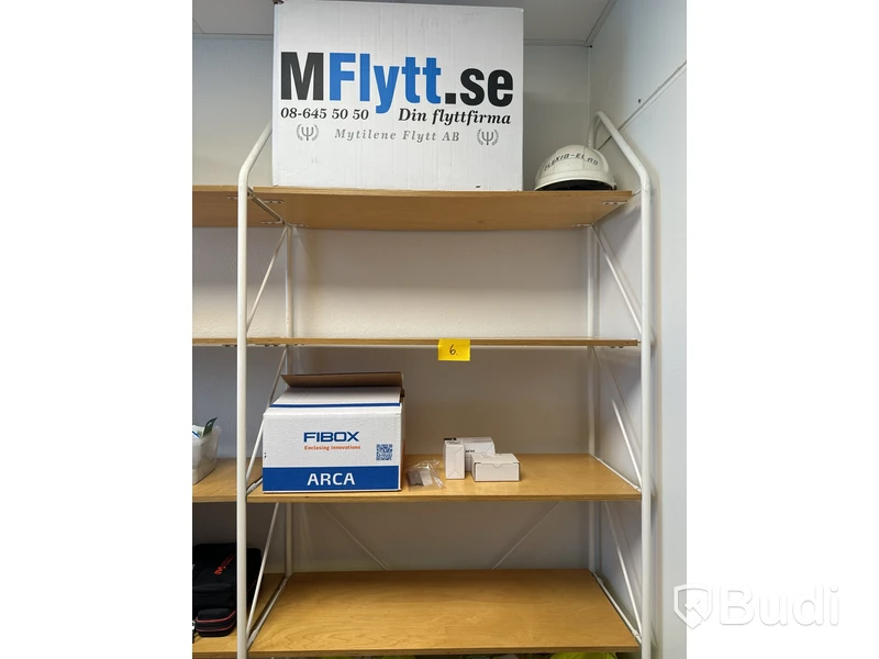Fiberbox och diverse elmaterial
