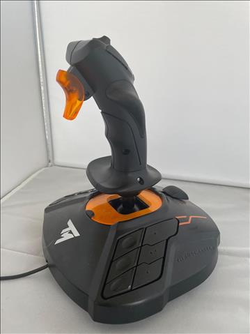 Thrustmaster Joystick