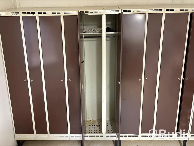 Klädskåp 14 platser