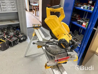 Kap- & gersåg med stativ, DeWalt