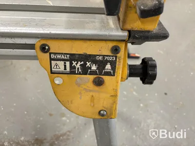 Kap- & gersåg med stativ, DeWalt