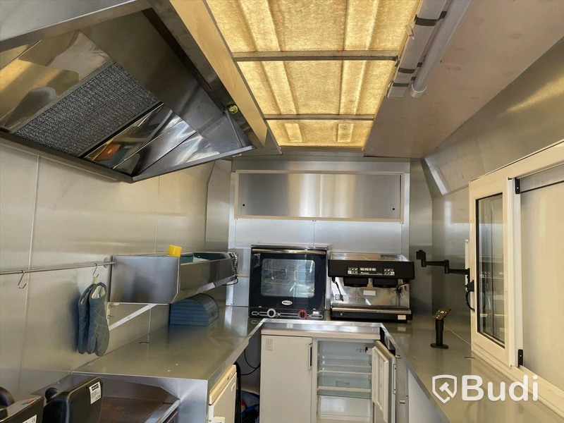 Foodtruck Renault Master DCI120 | Färdigutrustad