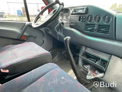 Foodtruck Mercedes-benz 312D | Nylackerad | Startklar