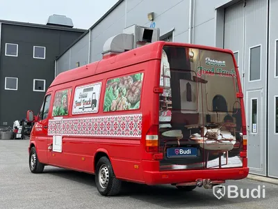 Foodtruck Mercedes-benz 312D | Nylackerad | Startklar