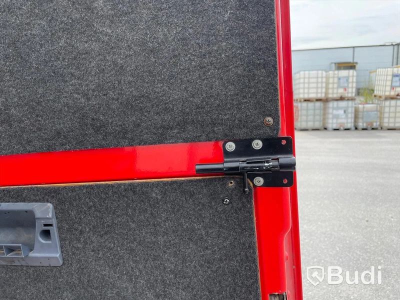 Foodtruck Mercedes-benz 312D | Nylackerad | Startklar