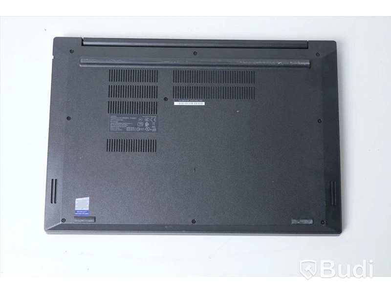 Lenovo Thinkpad E590, Inget operativsystem