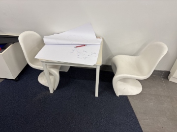 Bord och stolar för barn