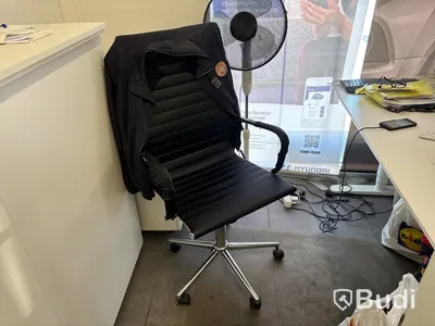 Kontorsgrupp med Höj- och sänkbart skrivbord, 2 st. dokumentskåp samt skrivare
