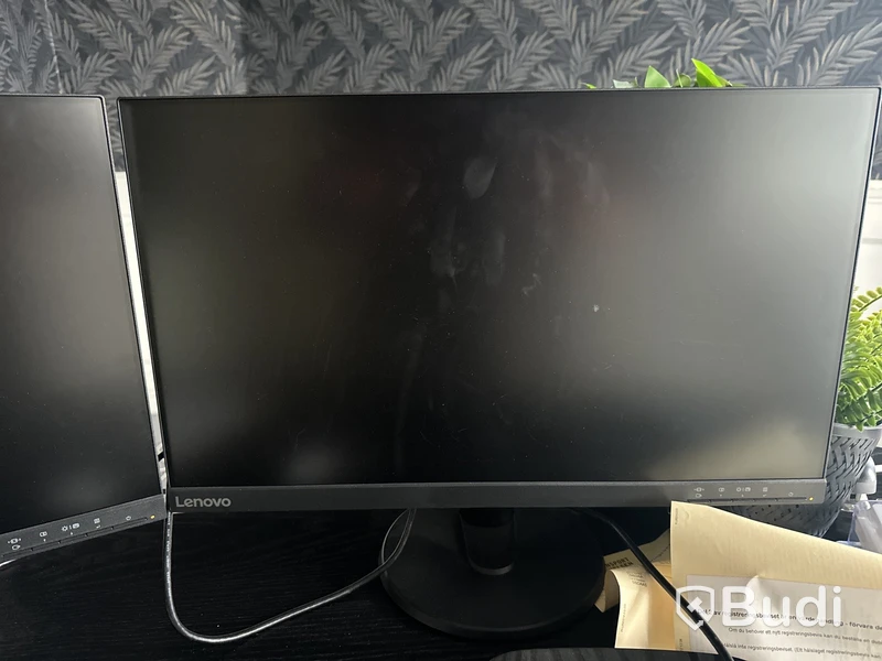 Kontorsgrupp inkl. skärmar Lenovo
