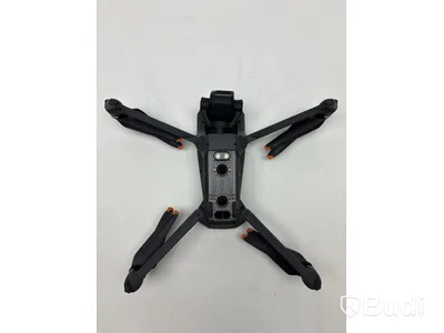 Drönare DJI Mavic 3, inkl. väska och diverse tillbehör