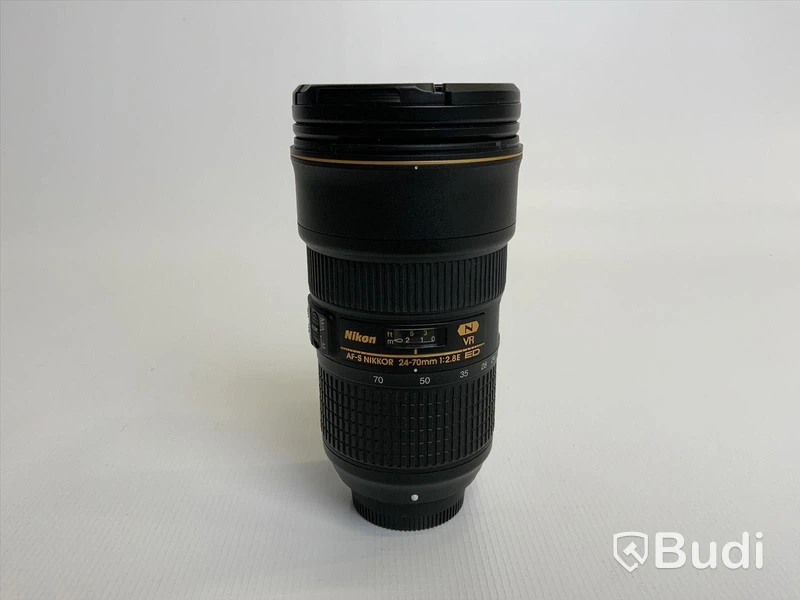 Nikon Objektiv. AF-S NIKKOR 24-70mm f/2.8E ED VR