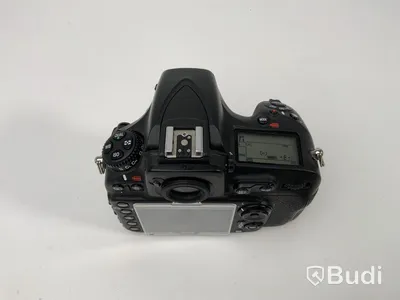 NIKON D810