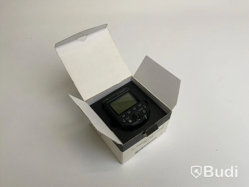 Elinchrom Transmitter. EL-Skyport transmitter PLUS HS