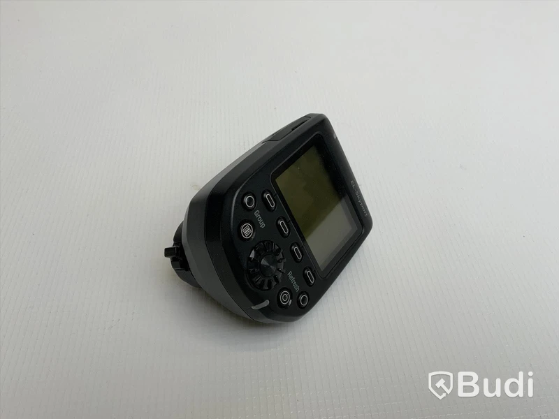 Elinchrom Transmitter. EL-Skyport transmitter PLUS HS
