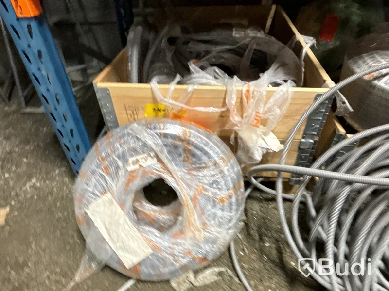 Stort parti elkabel, flexrör & kabelstegar m.m