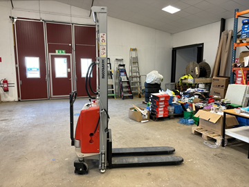 Semi-elektrisk handstaplare Silverstone EMS 1035