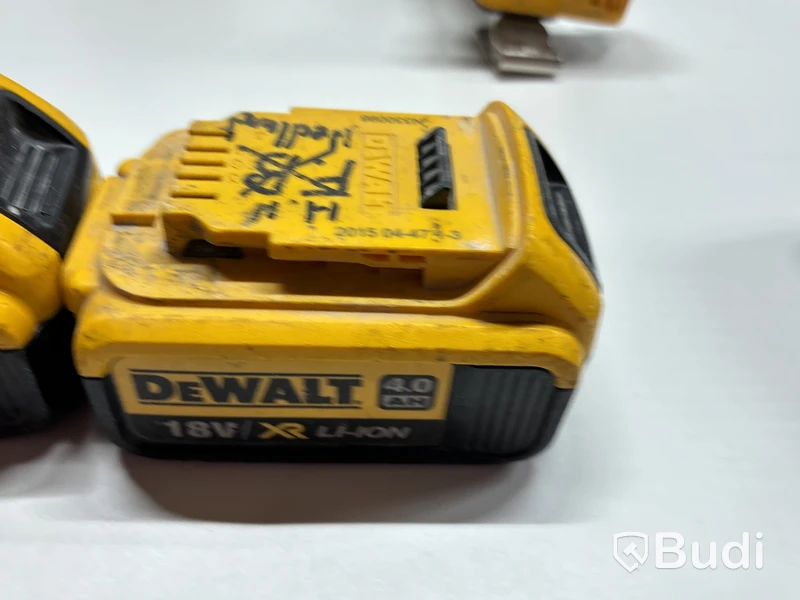 7 st elhandmaskiner Dewalt
