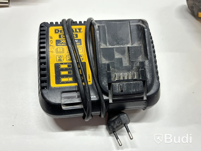 7 st elhandmaskiner Dewalt