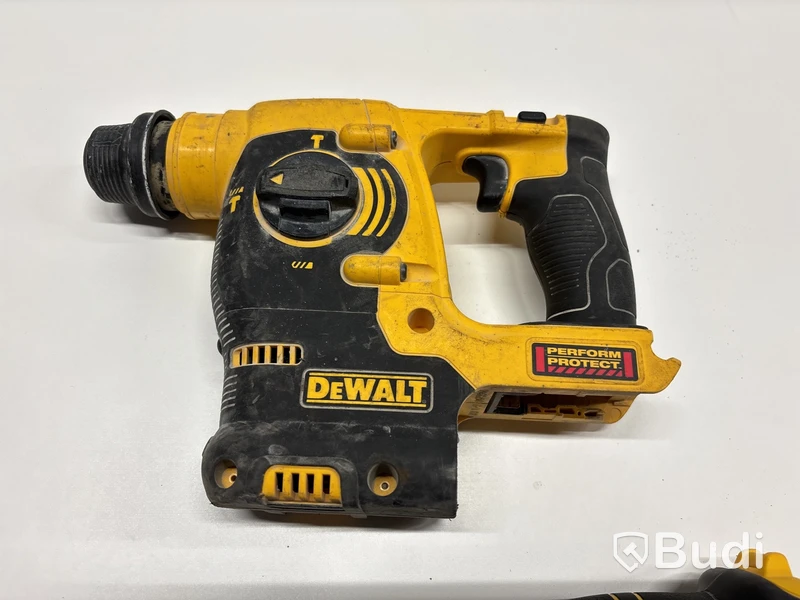 7 st elhandmaskiner Dewalt