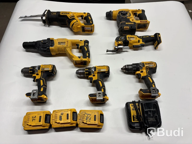 7 st elhandmaskiner Dewalt